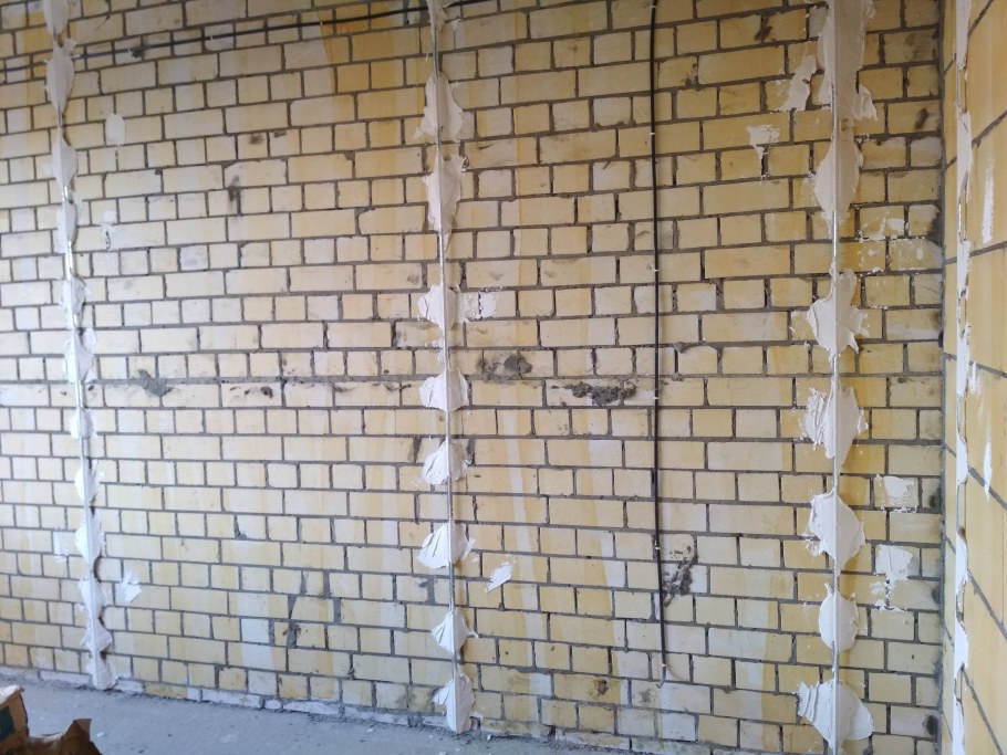 Маячки для штукатурки стен