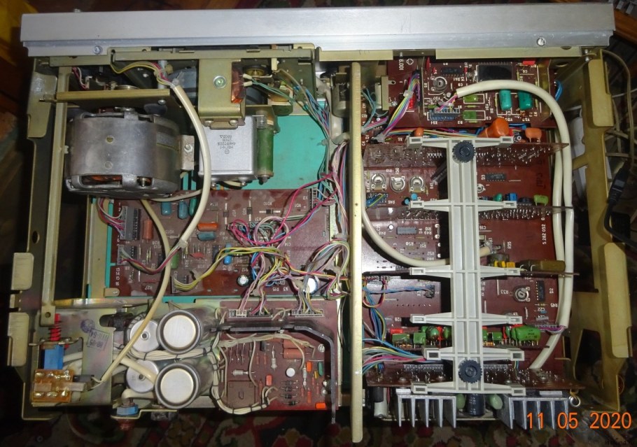 Маячки для выравнивания потолка