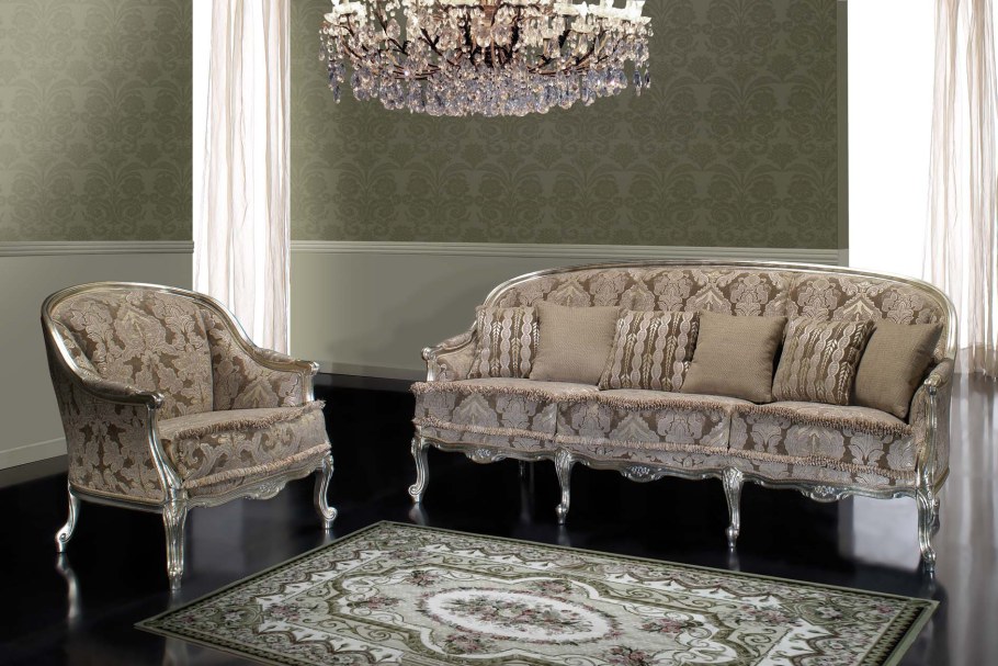 Платиновая мебель старинная