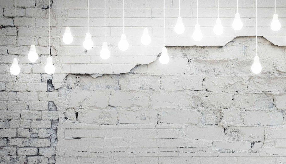 Красивая белая стена