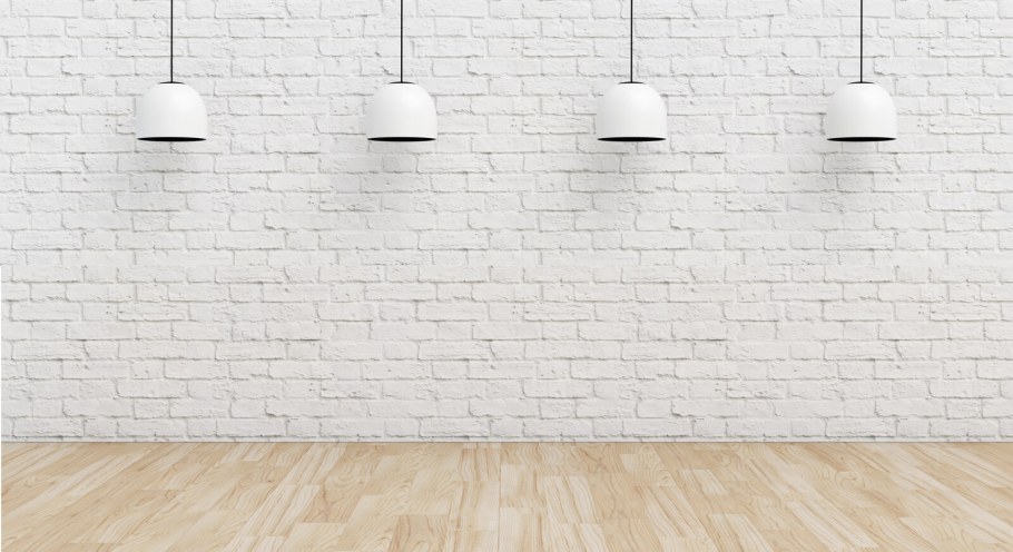 Кирпичная стена с полом