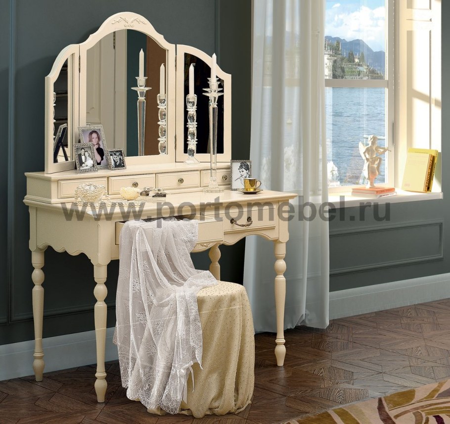 Туалетный столик Cargo Vanity Desk