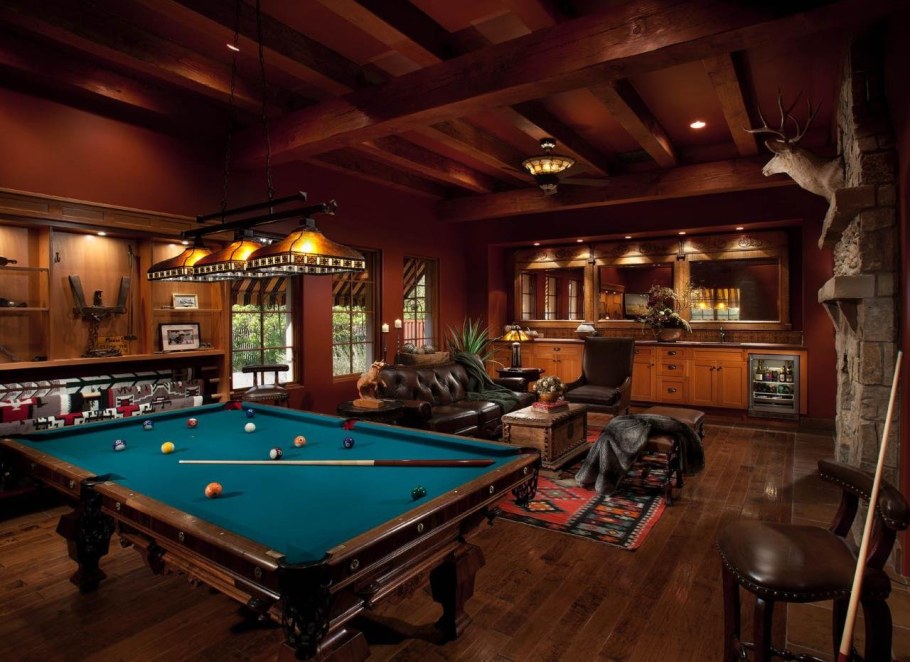 Беседка с бильярдом