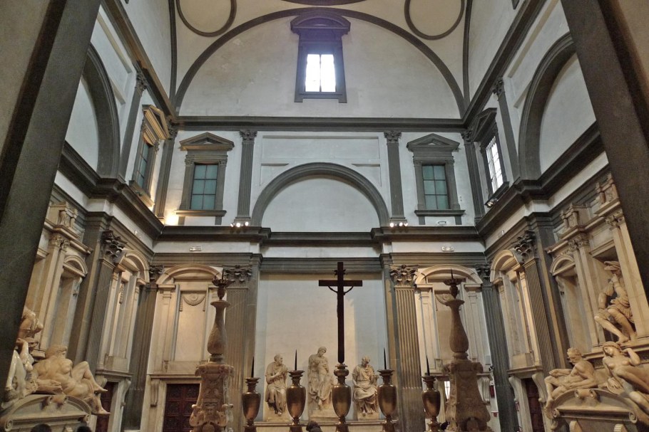 Капелла Медичи во Флоренции Микеланджело