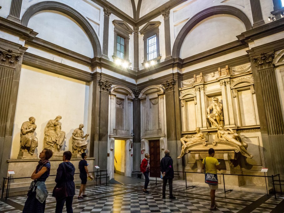 Капелла Медичи Микеланджело