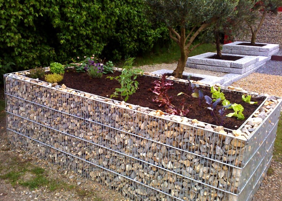 Высокая грядка габион