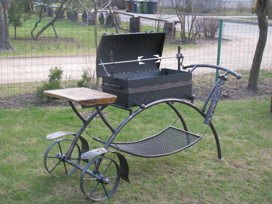 Необычные изделия из металла для дачи