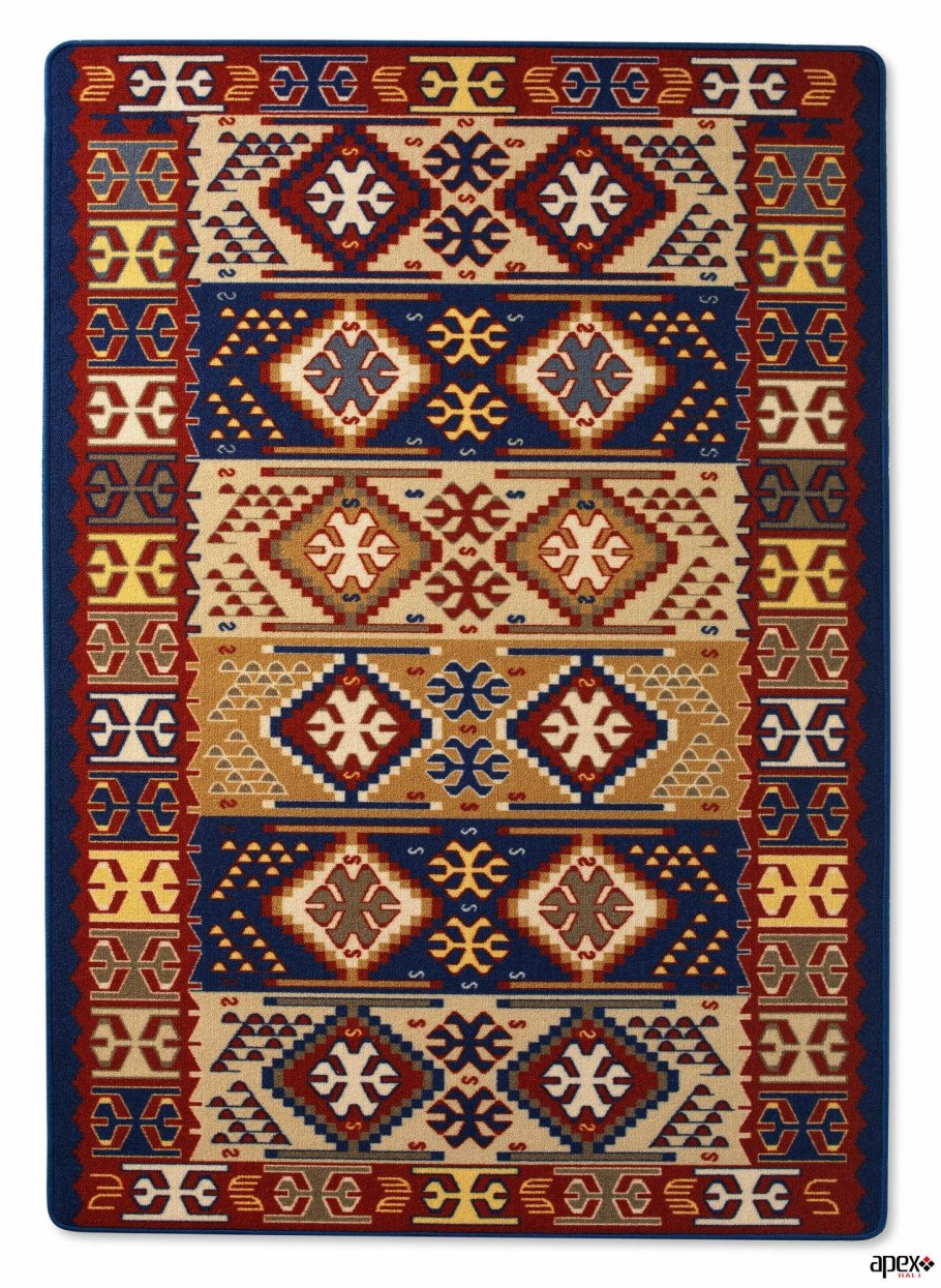 Ковер с восточным орнаментом