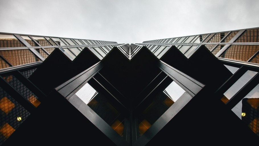 Абстрактные здания