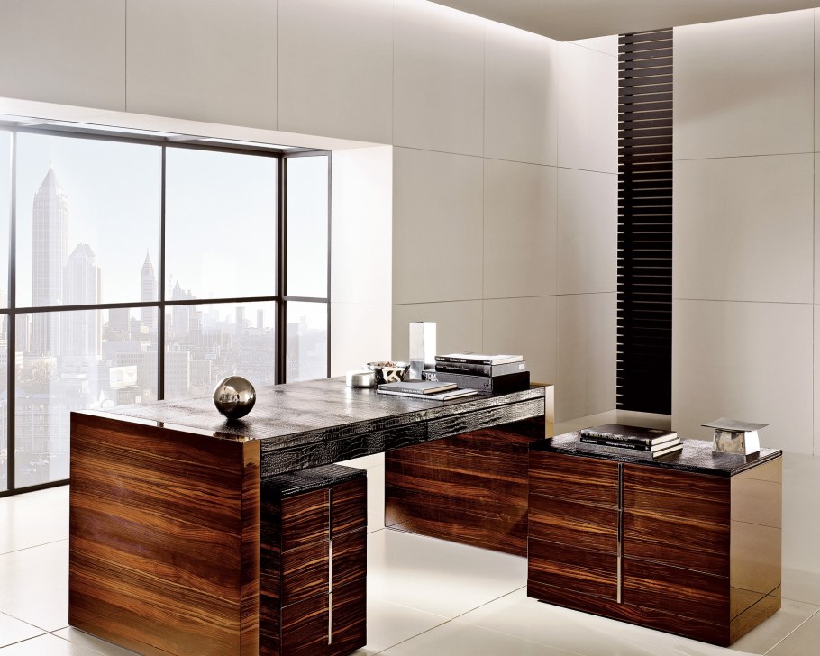 Современная полированная мебель