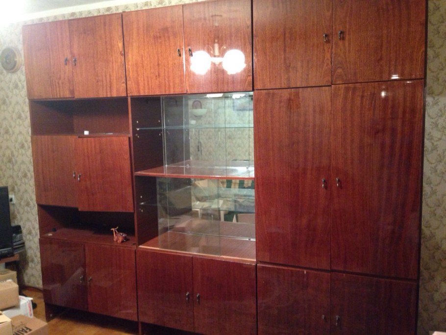 Отдам даром диван СПБ