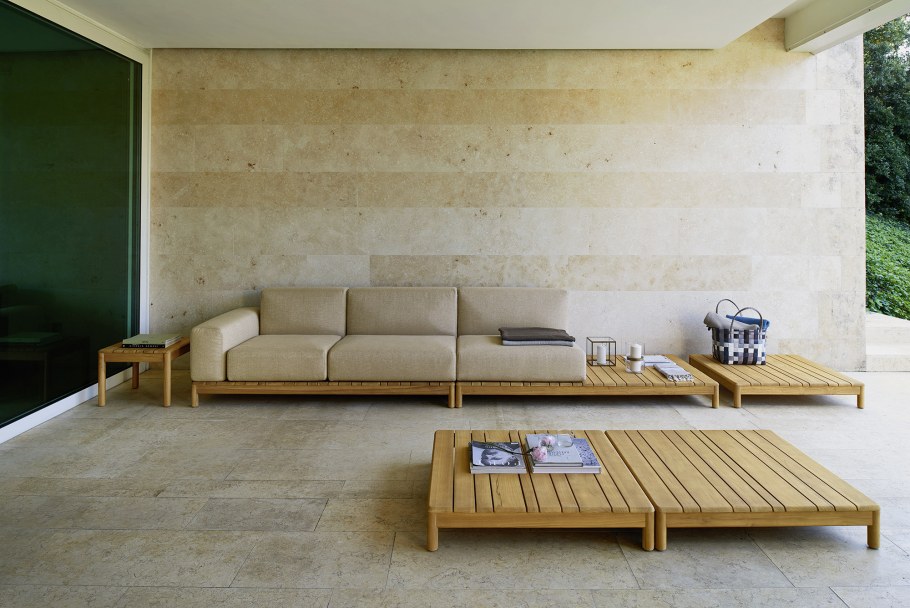 Диван дизайнерский с деревом