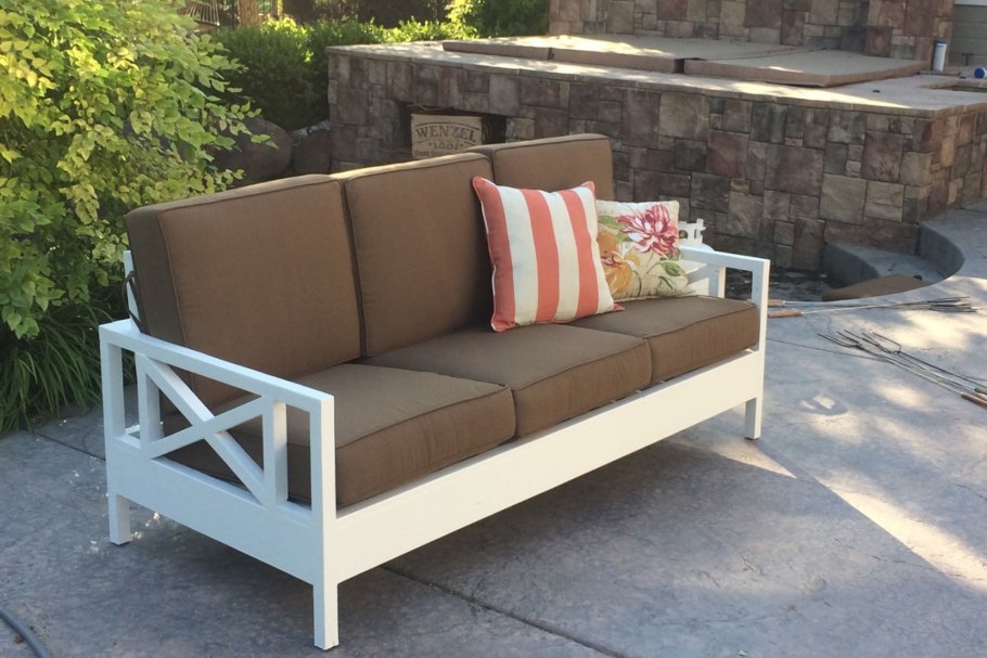 Диванчик на веранду