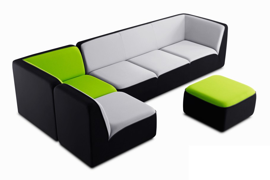 Современный диван в гостиную со спальным местом