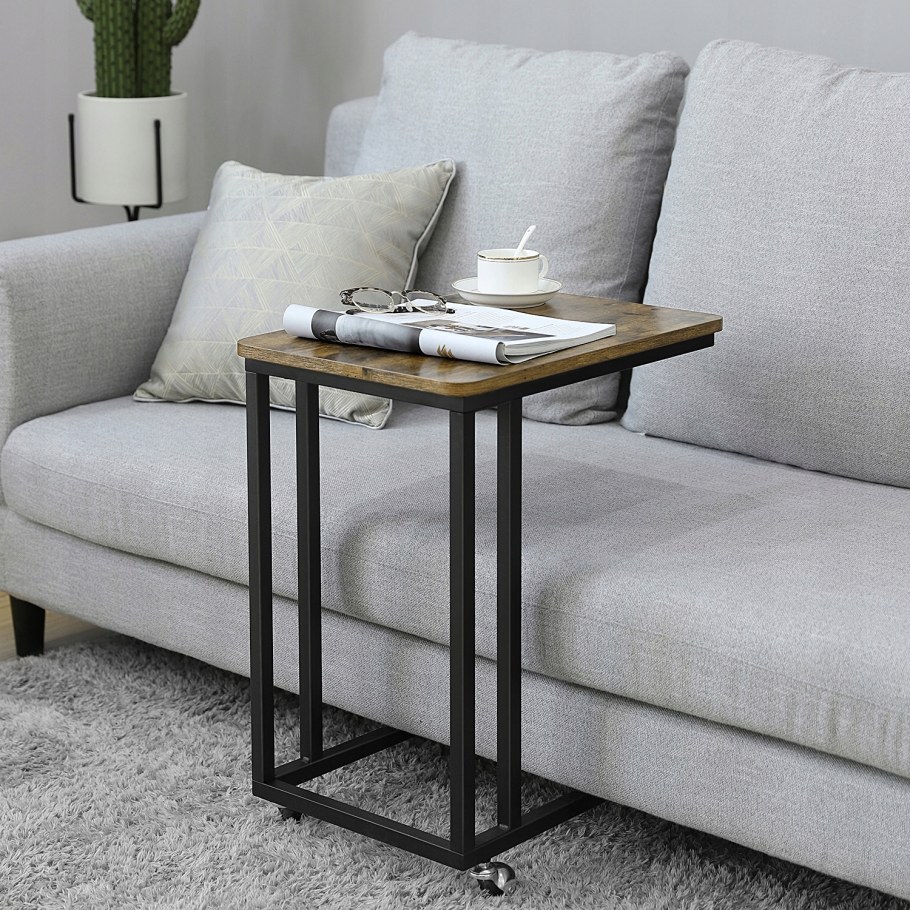 Диван с полкой