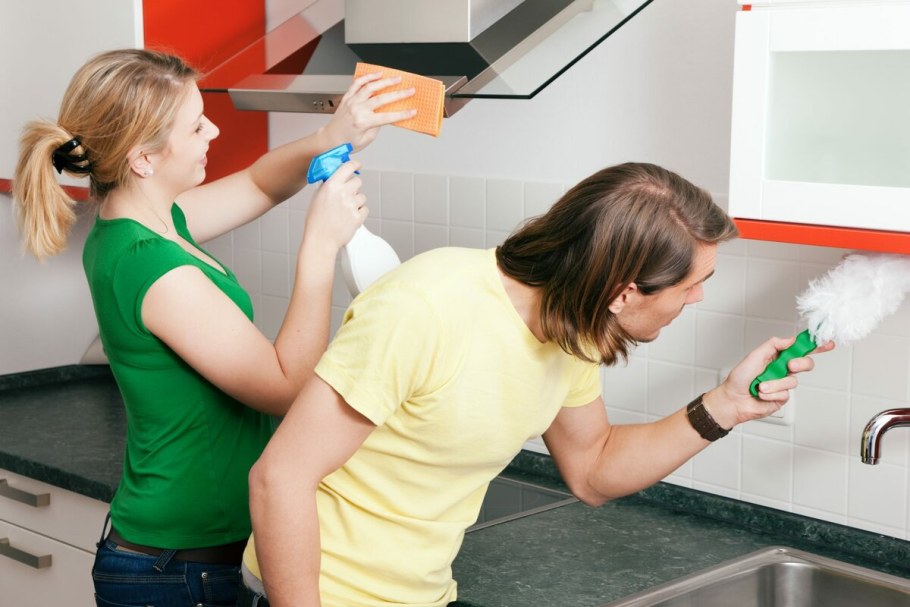 Помыть кухонный гарнитур