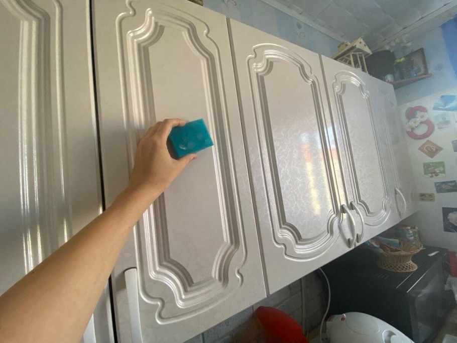 Отмываем кухонный гарнитур от жира