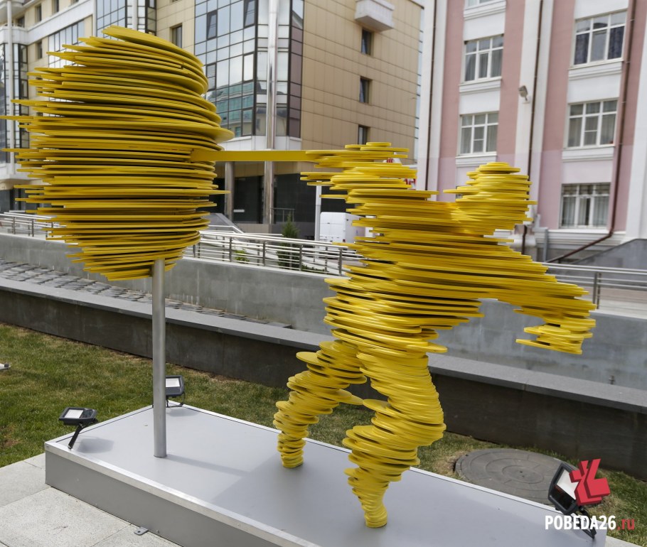 Уличные инсталляции