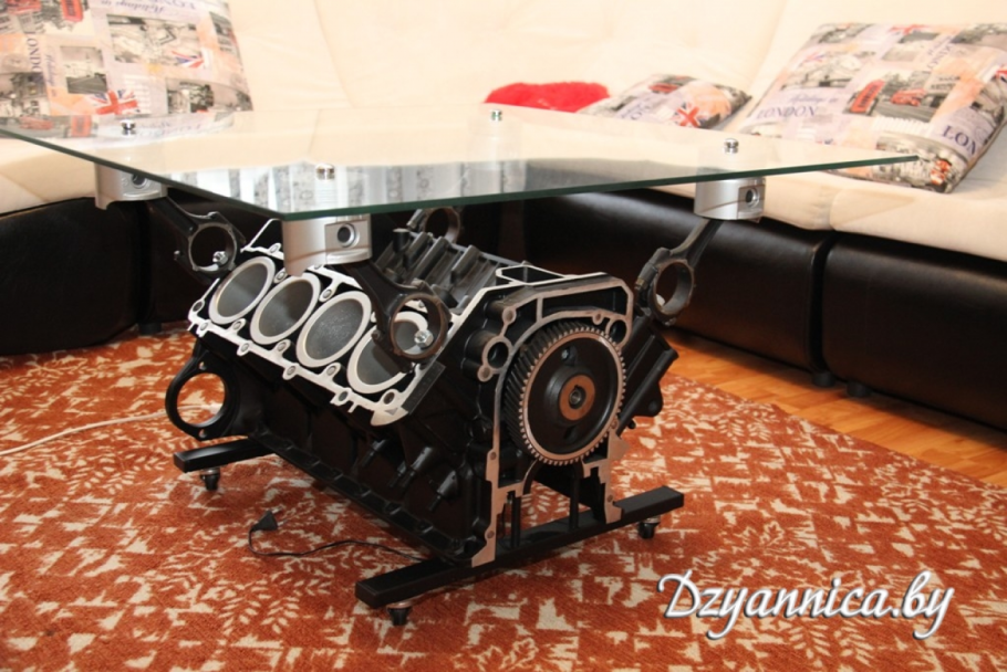 Столик из автозапчастей