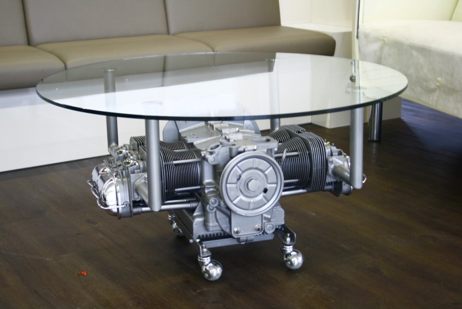 Столы из автомобильных запчастей