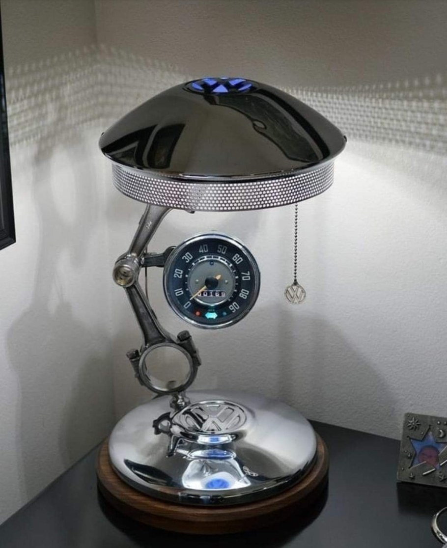 Вещи из автомобильных запчастей