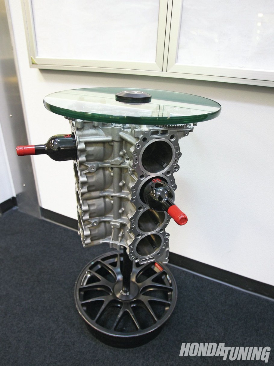 Полка из автозапчастей