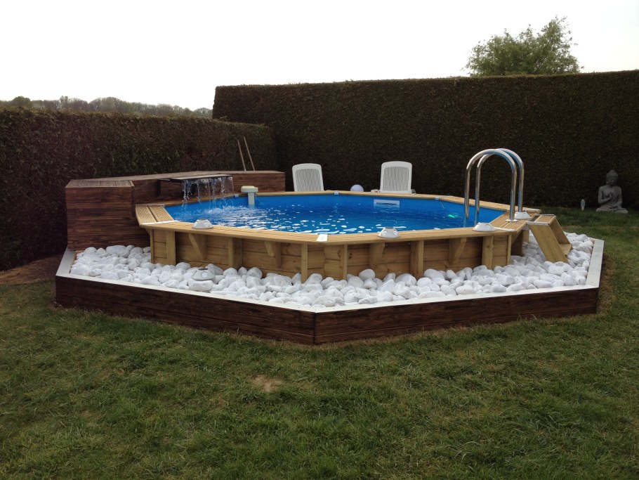 Каркасный бассейн Intex с террасой