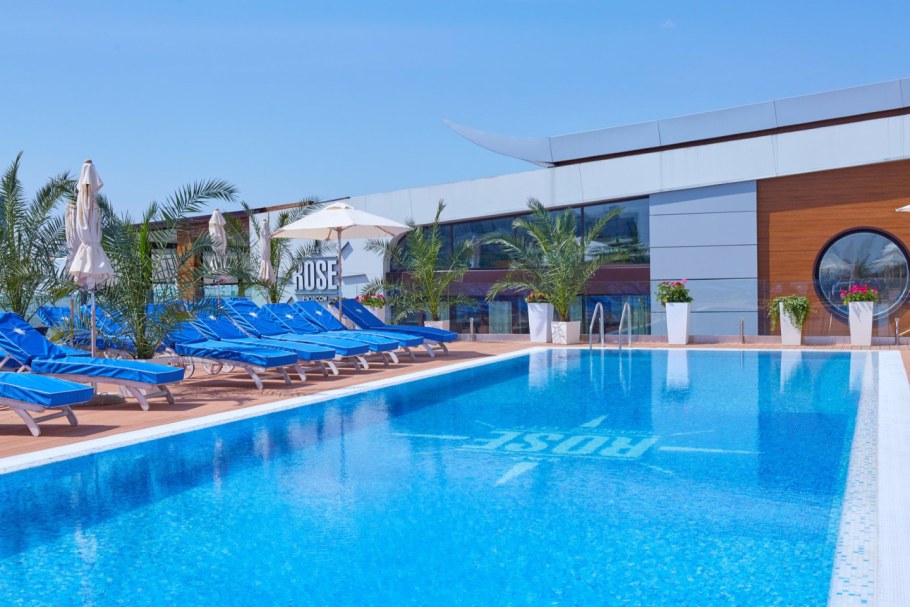 Rose Bar Крокус Сити бассейн