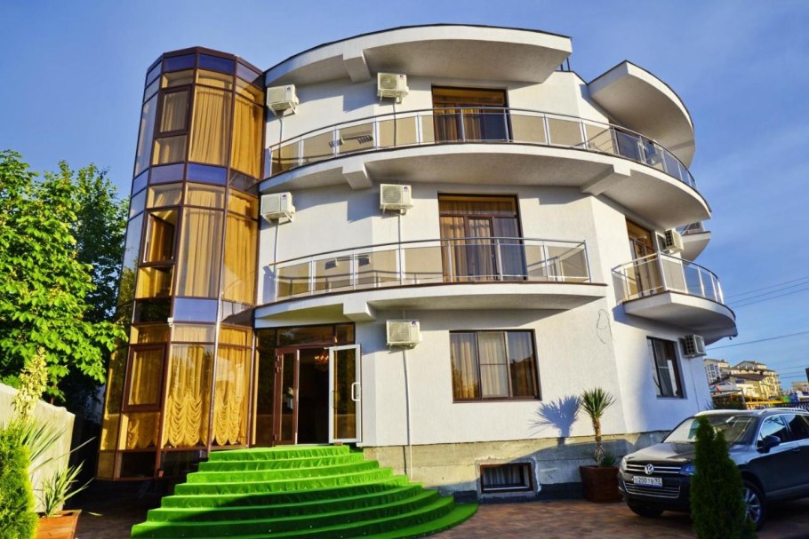 Вилла Лучия в Архипо-Осиповке