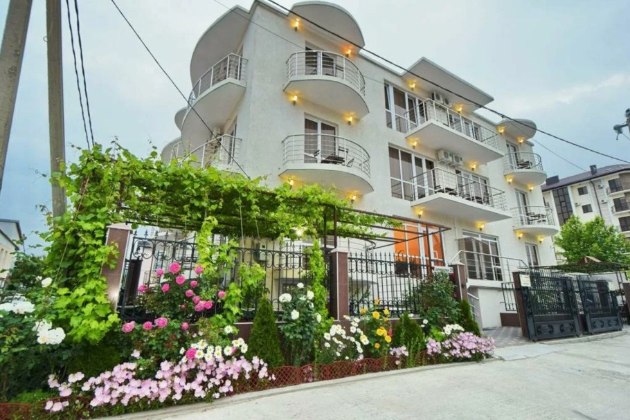 Гостевой дом абрикос Геленджик