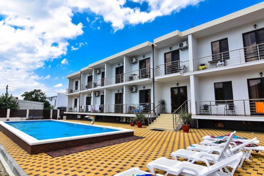 Отель Версаль Архипо-Осиповка