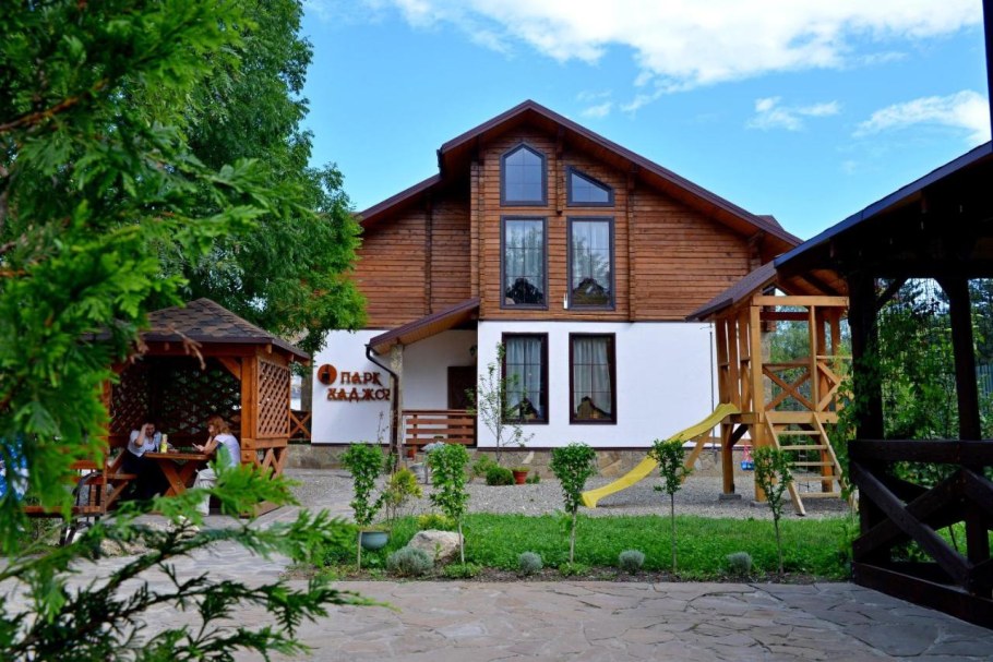 Отель Амфора Вардане