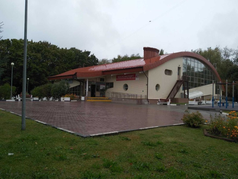 Калининский район СДЮСШОР 3 бассейн