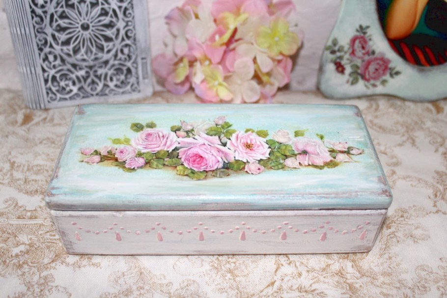 Декупаж в интерьере квартиры своими руками