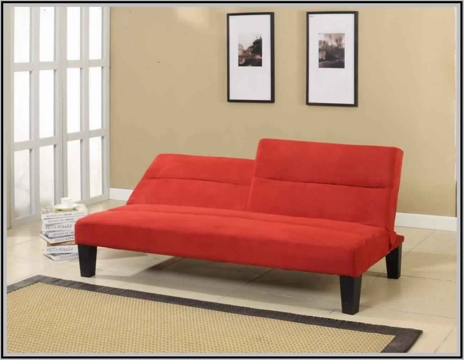 Компактный диван