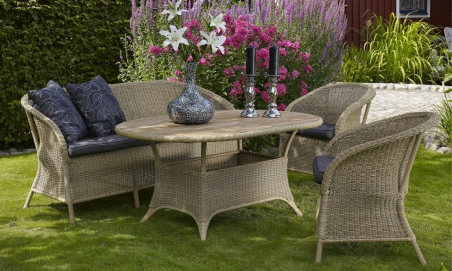 Плетеная мебель для дачи