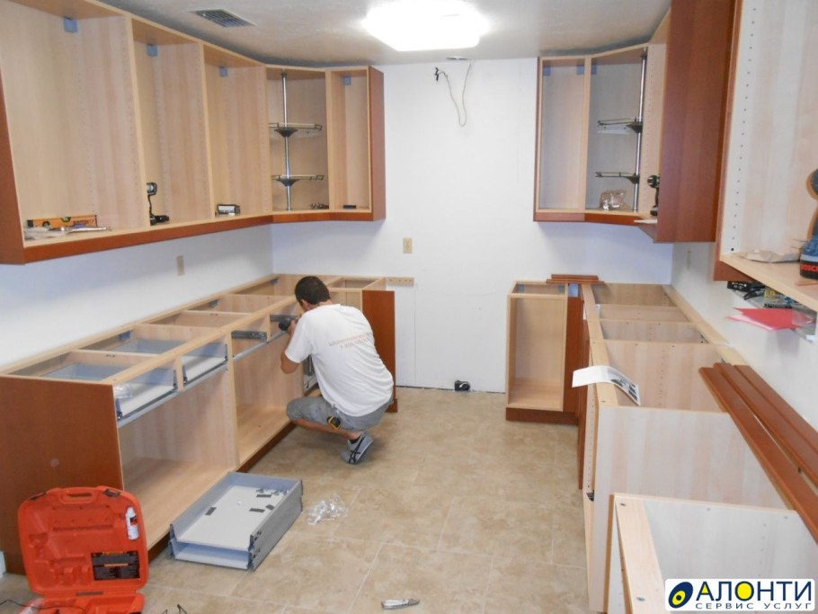 Установщик кухонной мебели