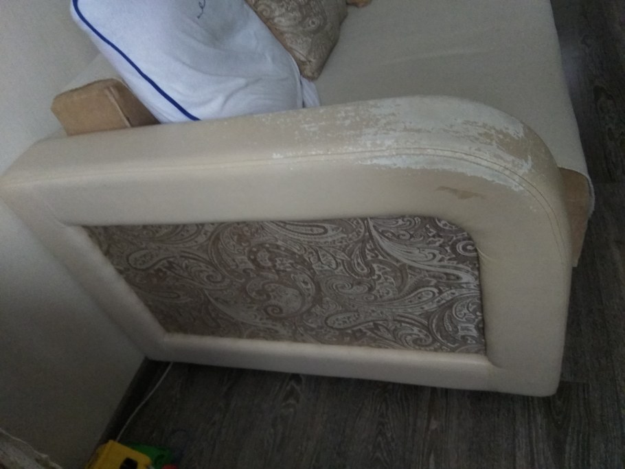 Обивка диванных подлокотников