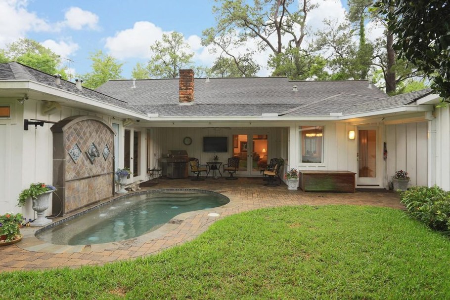 Одноэтажный п образный дом с плоской крышей