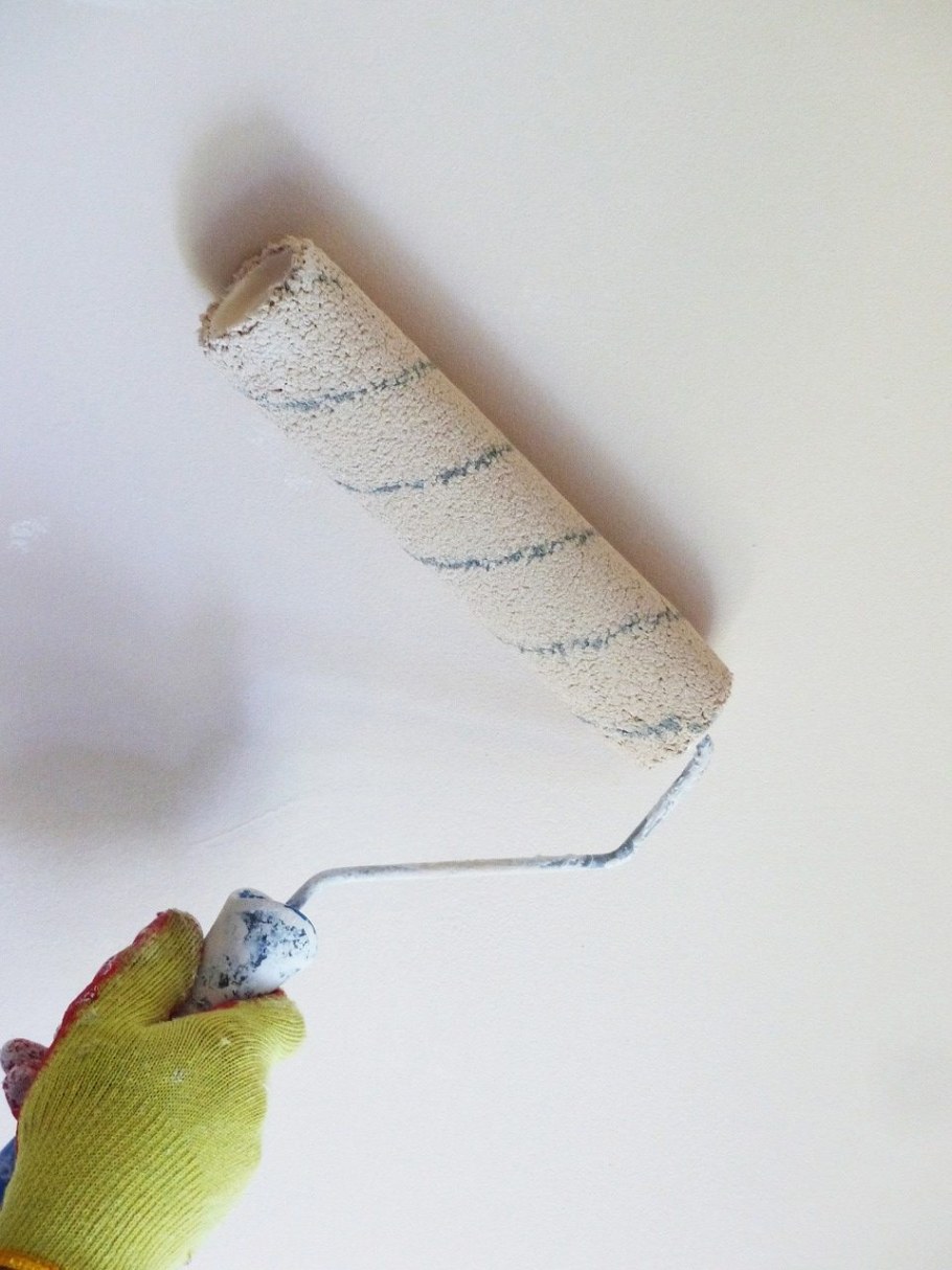 Грунтовка потолка