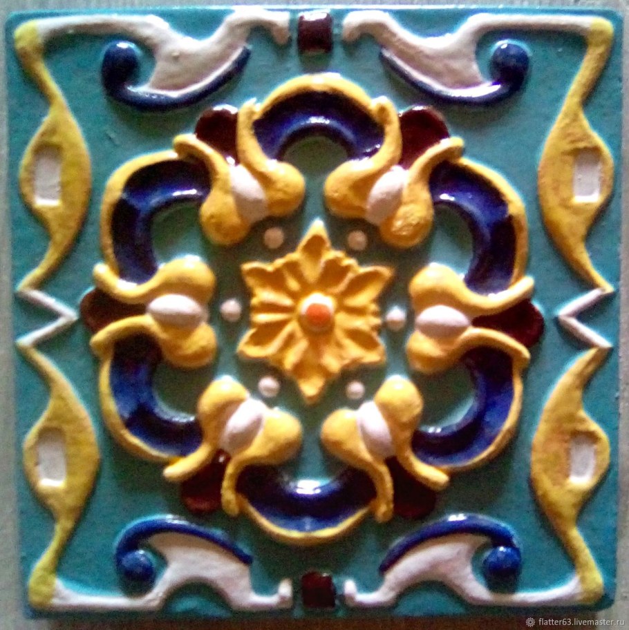 Расписной изразец майолика