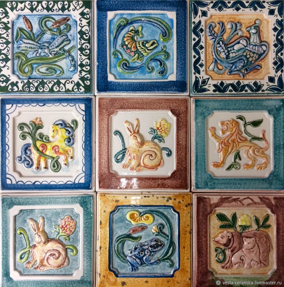 Расписной изразец майолика