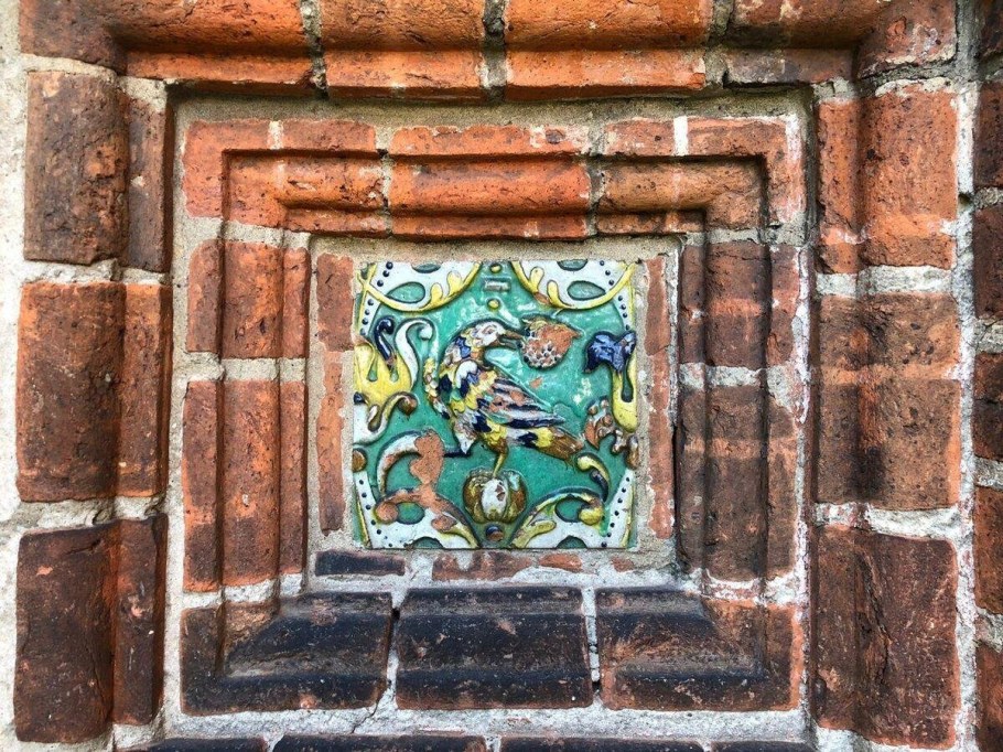 Ярославская роспись изразцов