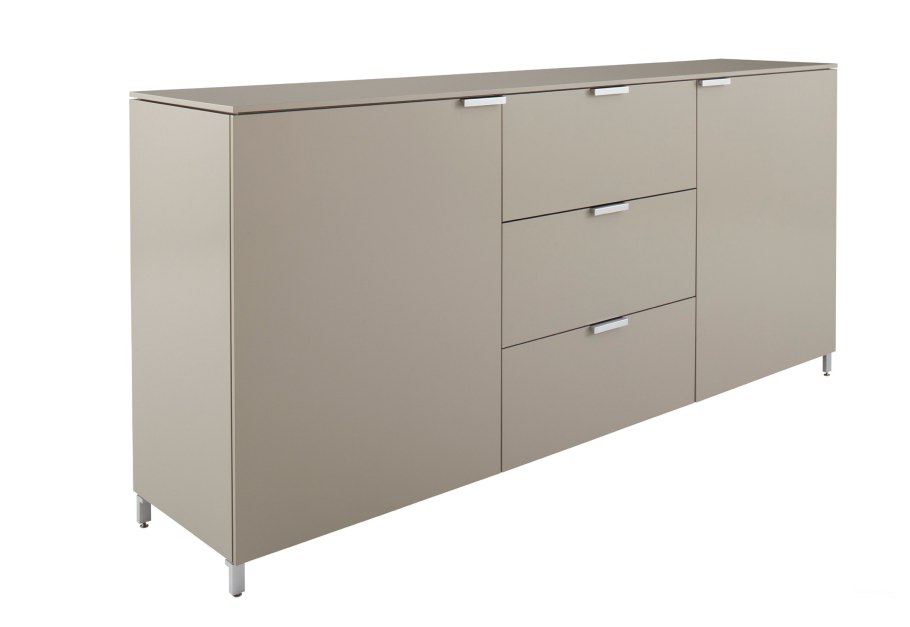 Ligne Roset витрина