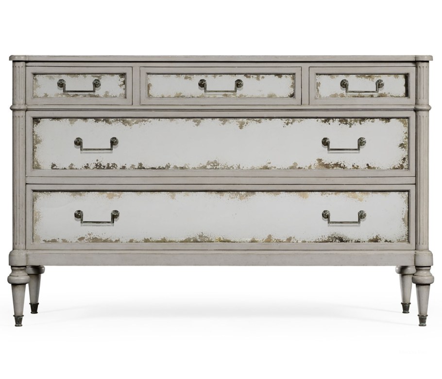 Мини комод на ножках