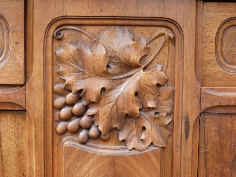 Резьба по дереву Модерн