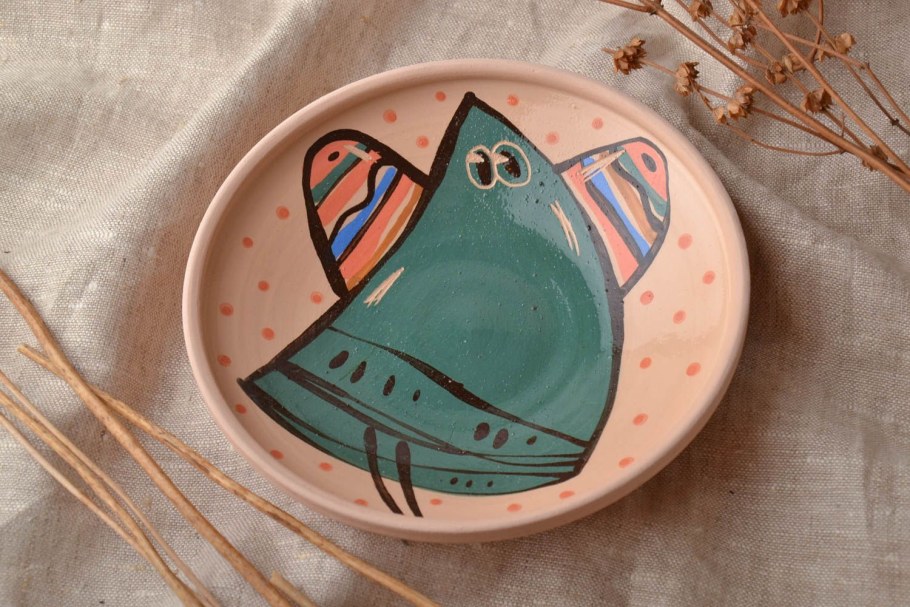 Роспись тарелки ангобами