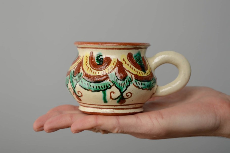 Расписная глиняная посуда