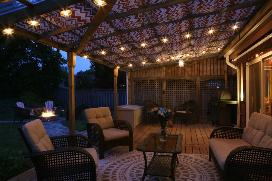 Декоративное освещение веранды