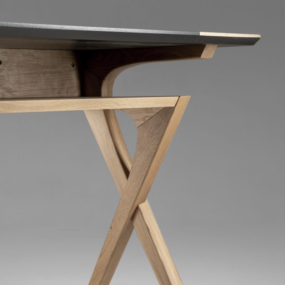 Мебельных Masa. Pentru calculator